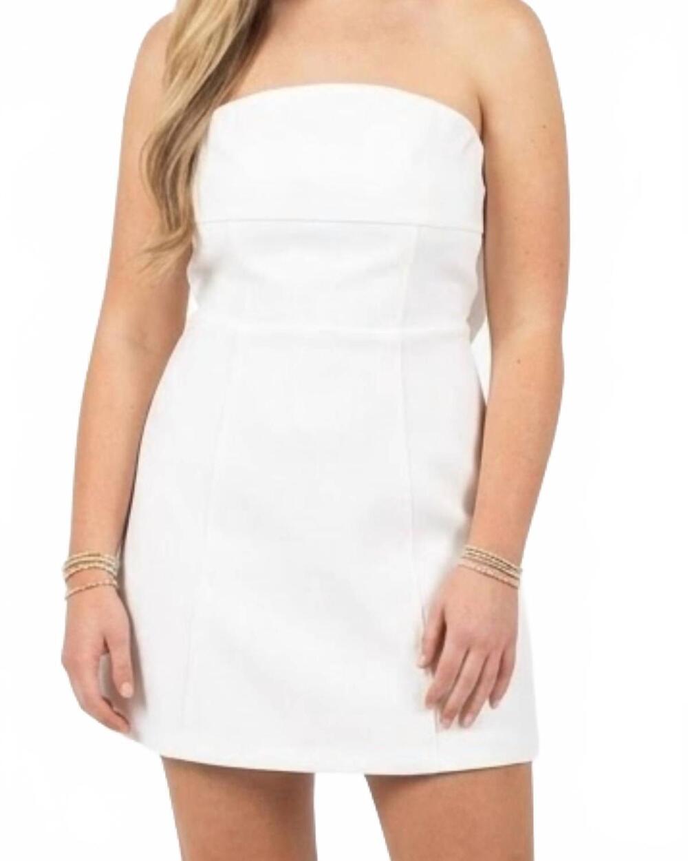 NEW TCEC can't resist strapless bow dress in white